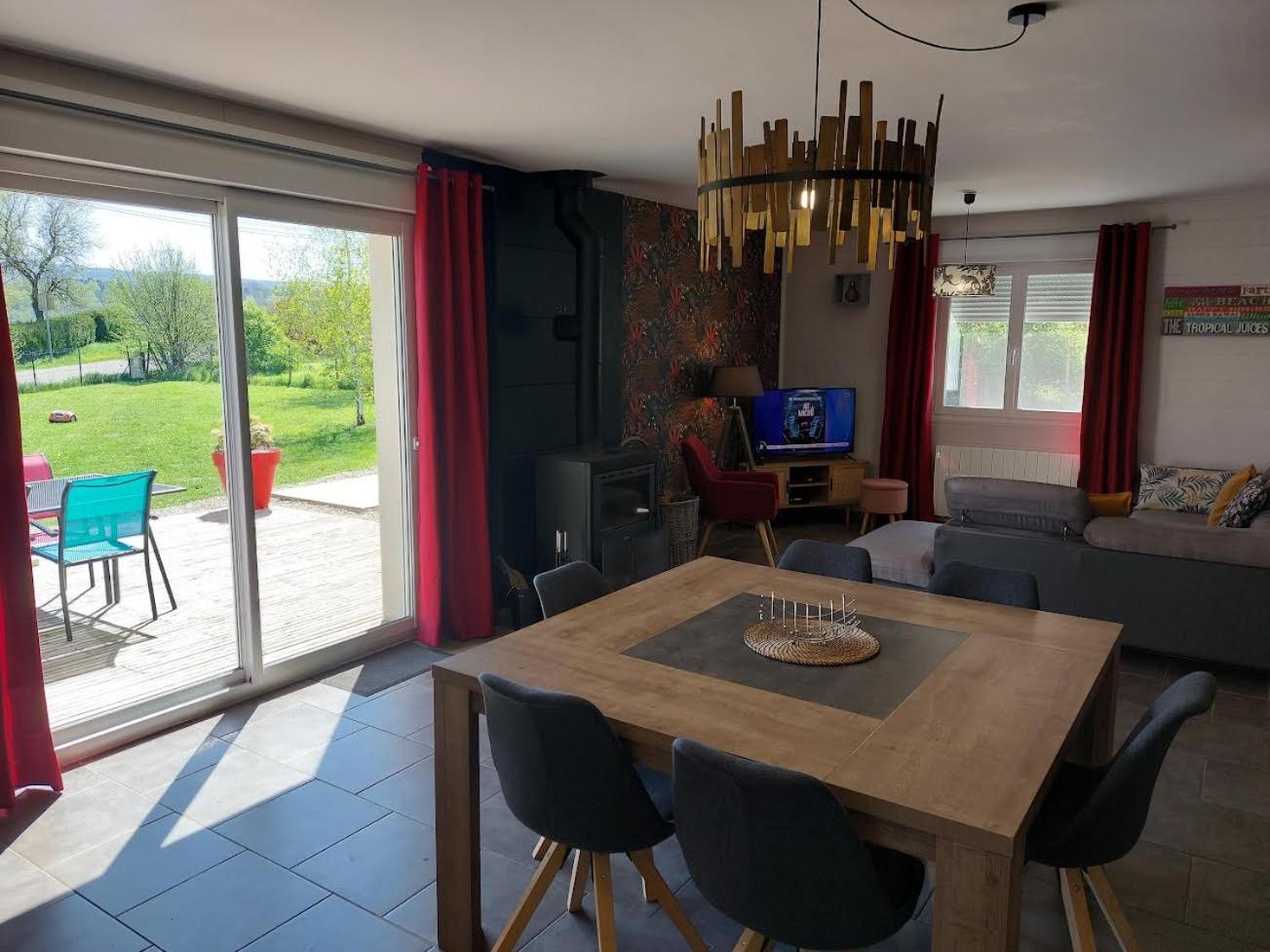 Entre Lacs Et Montagnes , Maison Individuelle,Lits Prepares, Parking Et Menage Inclus Baresia-sur-l'Ain 외부 사진